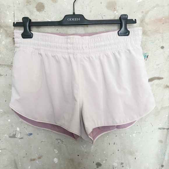Lululemon Choose a Side Short Reversible 3", Pink Taupe / Bliss - Picture 5 of 8